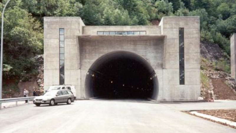 Съживяват проекта за тунел под Стара планина