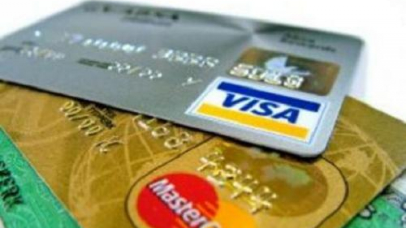Българи обвинени в Македония за кражба на 50 000 евро с кредитни карти