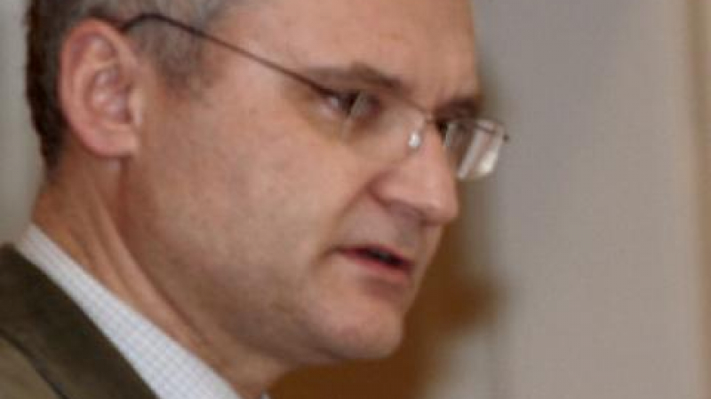 Минчо Спасов: Костов си търси „враг” в лицето на НДСВ