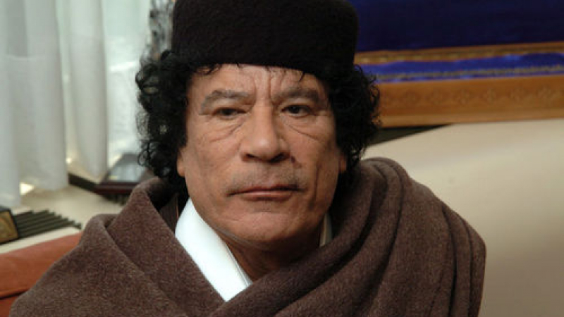 Кадафи: Жената е като мебел - сменяш я, когато решиш