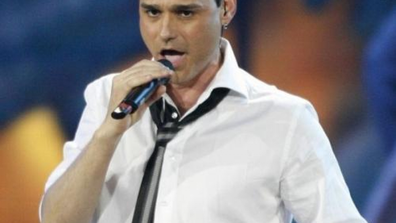 Краси Аврамов бил облечен като клоун на Евровизия