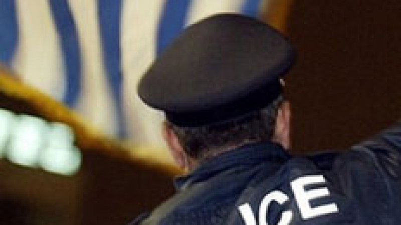 Полицай – антитерорист застрелян в Атина