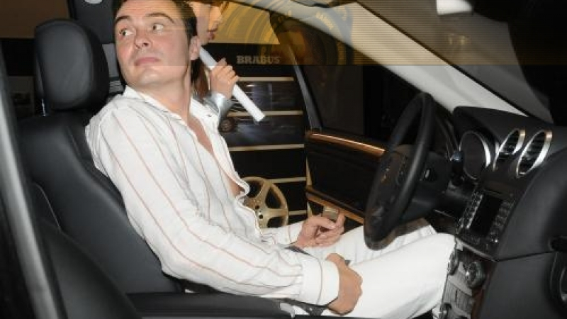 Николай Методиев си избира кола 