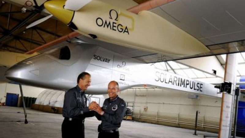 Швейцарец показа самолет на слънчеви батерии

