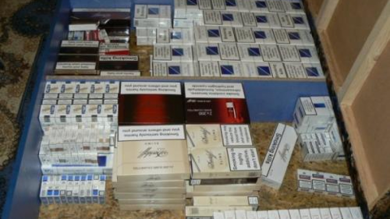 Задържаха 12 000 кутии цигари без бандерол