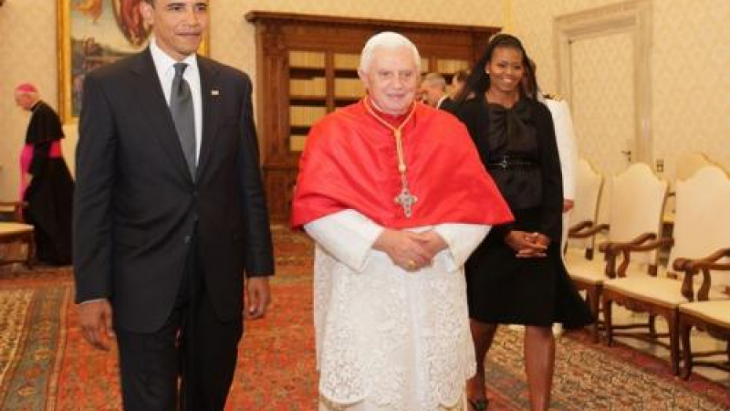 Обама се срещна с Папа Бенедикт XVI