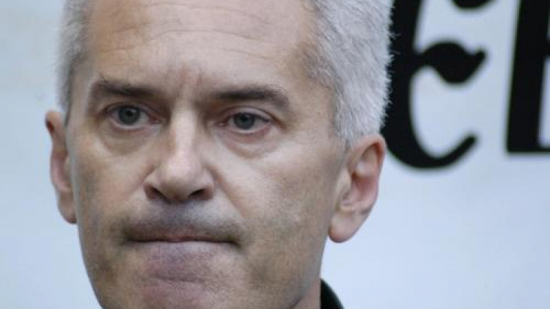 Сидеров поиска оставката на Първанов