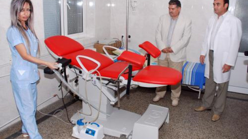 Ротарианци дариха болница с хидравлично легло
