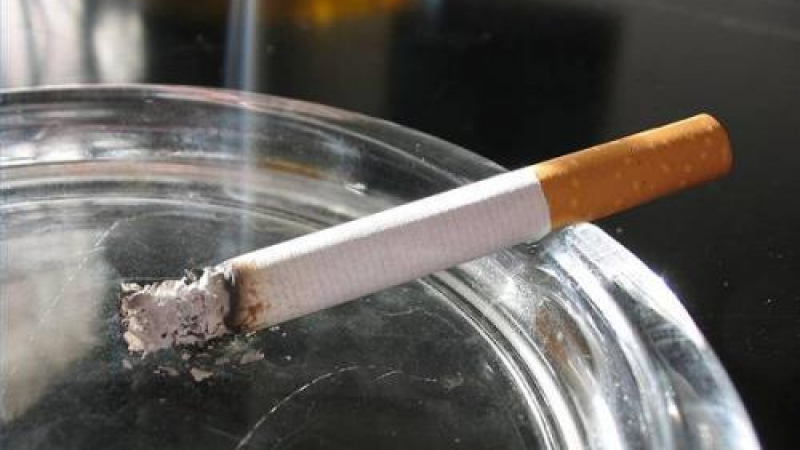 Борисов ще намалява цигарите 