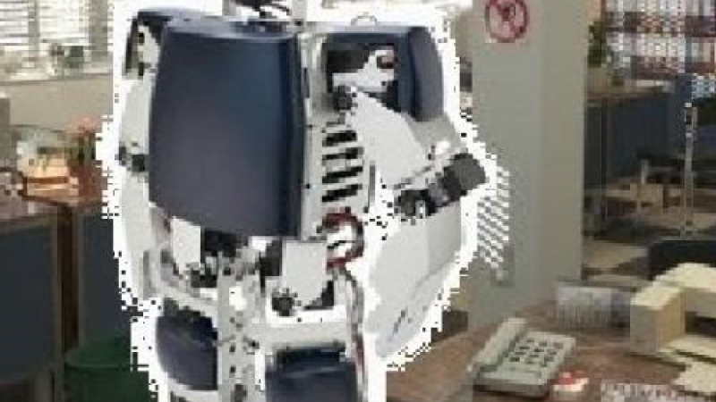 Японски робот изпълнява офис задачи