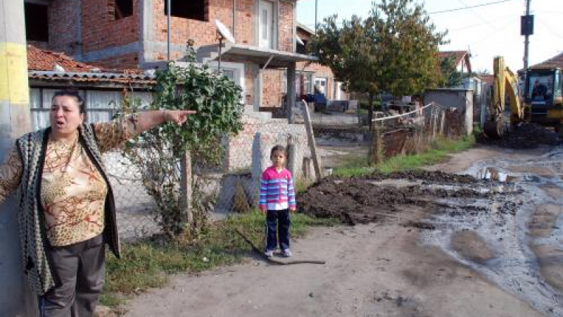 Спряха водата на роми в Хасково, не плащали от години
