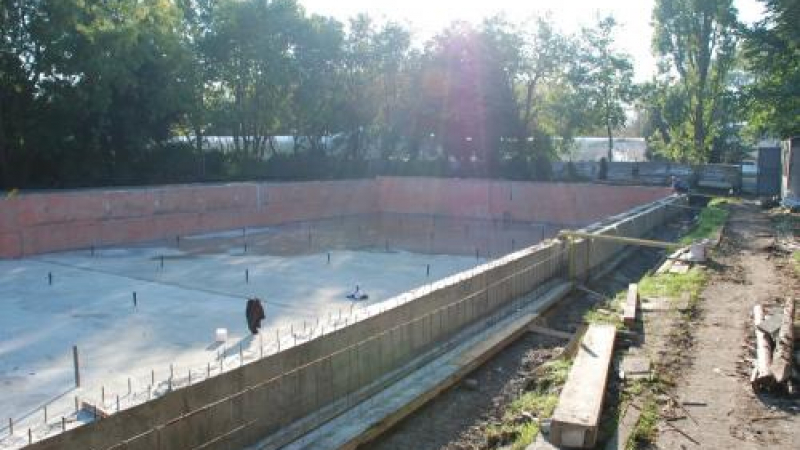 Новият плувен комплекс в Бургас – готов до Нова година