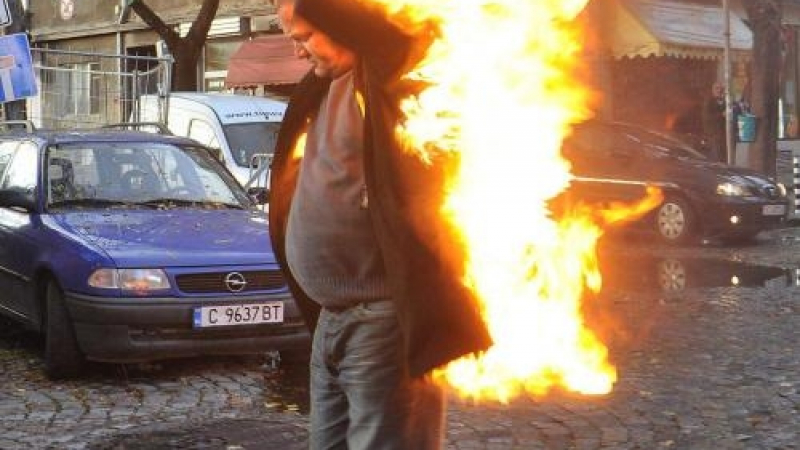 Росен Марков се самозапали пред БНТ 