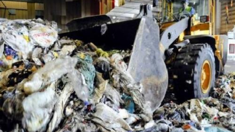 10 000 тона боклук ще бъдат извозени от Атина до Коледа