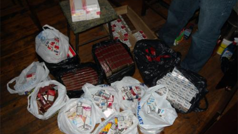 Близо 4000 кутии незаконни цигари иззеха в Кюстендил