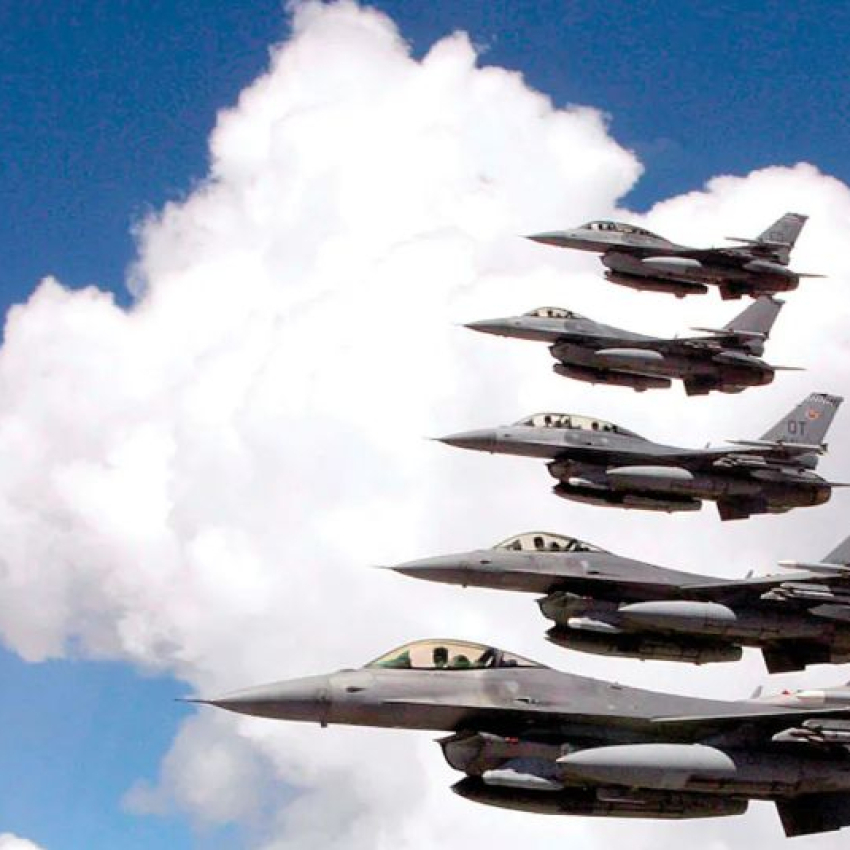 BI: Небето над Украйна ще e най-опасното бойно поле в историята на F-16