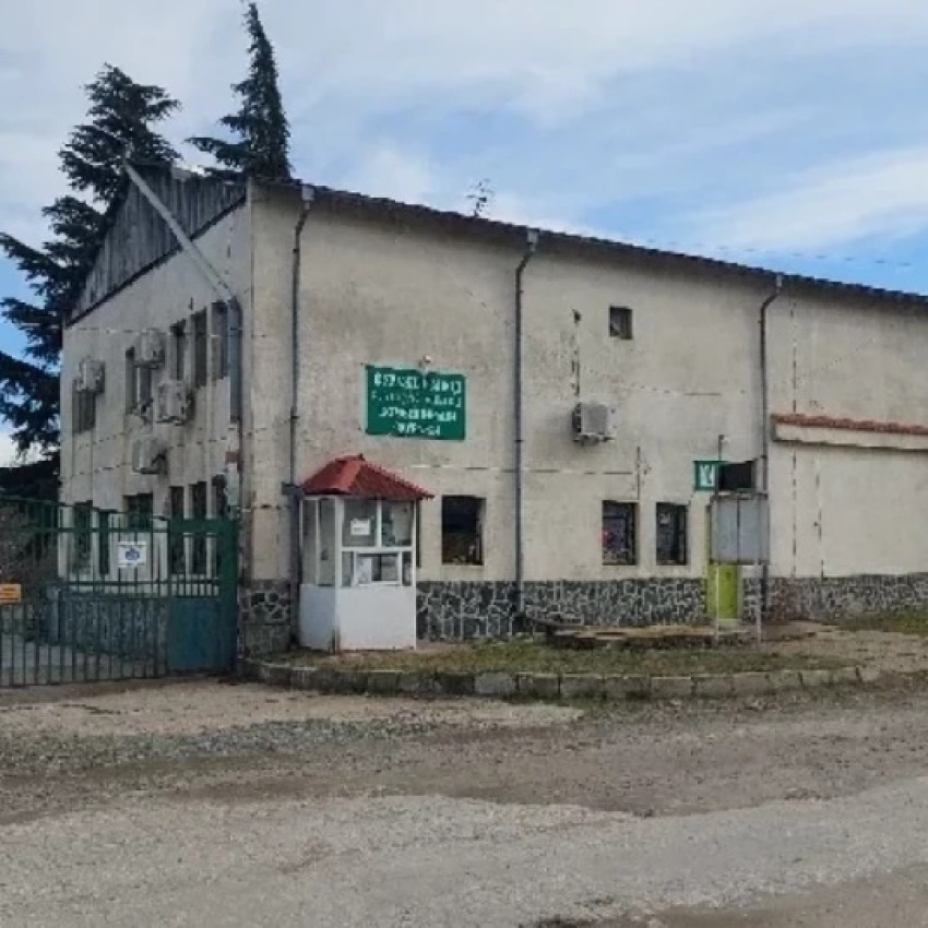 Легендарен завод в Пловдивско отива под чукчето заради дългове 