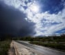 Няма край: Гръмотевична буря удря това място в България днес КАРТА