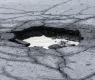 Огромна дупка се отвори на Дунав мост: Седем коли спукаха гуми