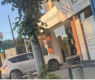 Кола се вряза във витрината на магазин в София