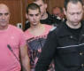 Гърми скандал! Ценко Чоков и синът му излязоха тихомълком от затвора