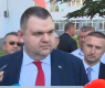Пеевски гласува и каза какво трябва да направят политиците ВИДЕО