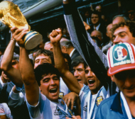 Марадона почти сам печели световната титла за Аржентина
