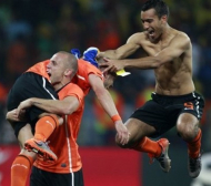 Испания и Холандия бутат Бразилия от върха на ФИФА