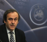 УЕФА иска по петима съдии и за Евро`2012