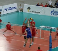 Волейболните герои удариха непобедената Русия, запазват шанс за финалите 