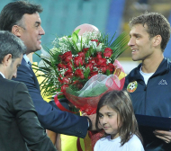 Молят Стилиян Петров да остане в националния до 2014 година