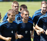 Само 16 здрави в &quot;Левски&quot;, Божинов и Минев тренират с отбора