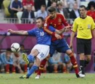 Шампионът Испания тръгна на Евро 2012 с равен срещу Италия (ВИДЕО)