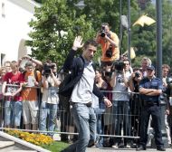 Венгер: Ван Перси беше най-добрият нападател на Евро 2012
