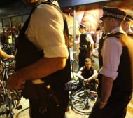 Арестуваха колоездачи в нощта на откриването на олимпиадата