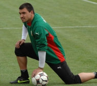 Валери Божинов тренира с Локомотив (София)