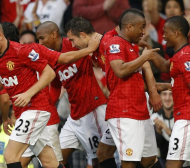 Ван Перси и Кагава с първи голове за Юнайтед при 3:2 над Фулъм