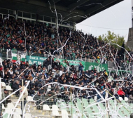 10 хиляди на мача в Стара Загора, държат левскари извън стадиона
