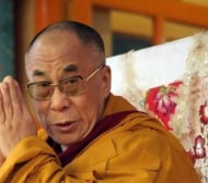 Далай Лама ще вика за Брадфорд