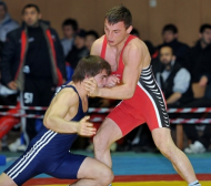 Костадинов с шанс за медал от Европейското