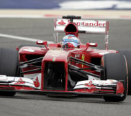 Ферари най-бързи на първата тренировка в Испания
