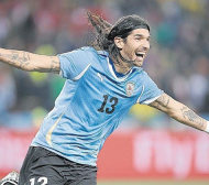 Уругвайски национал подписа с 19-и клуб