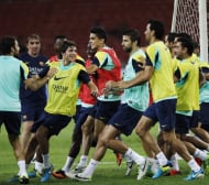 Вратарят на Барселона се контузи в Куала Лумпур