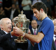 Федерер разплакан в родния си Базел за втора поредна година