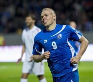 Голаджия на Исландия аут за мача с Хърватия