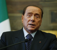 Берлускони пак отрече за продажба на Милан