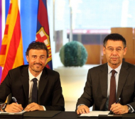 Луис Енрике подписа с Барселона (СНИМКА)