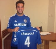 Фабрегас подписа с Челси