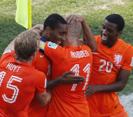 Холандия - Чили 2:0, мачът по минути