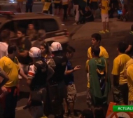 Безредици в Рио де Жанейро, хиляди по улиците и Копа Кабана (ВИДЕО)